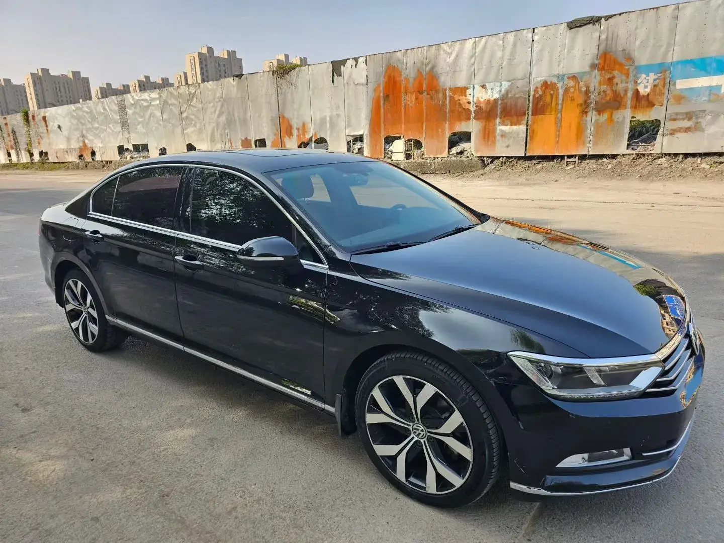 2018 VOLKSWAGEN MAGOTAN thumbnail 3