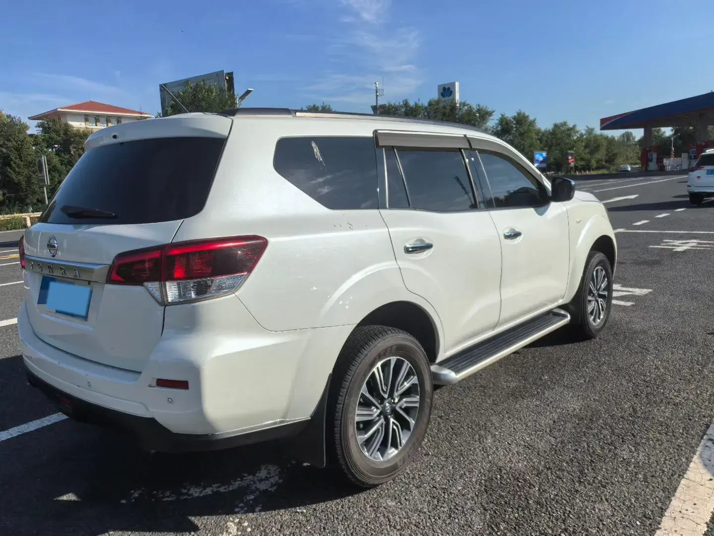 2020 NISSAN TERRA thumbnail 4