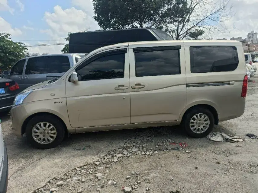 2016 WULING RONGGUANG thumbnail 3