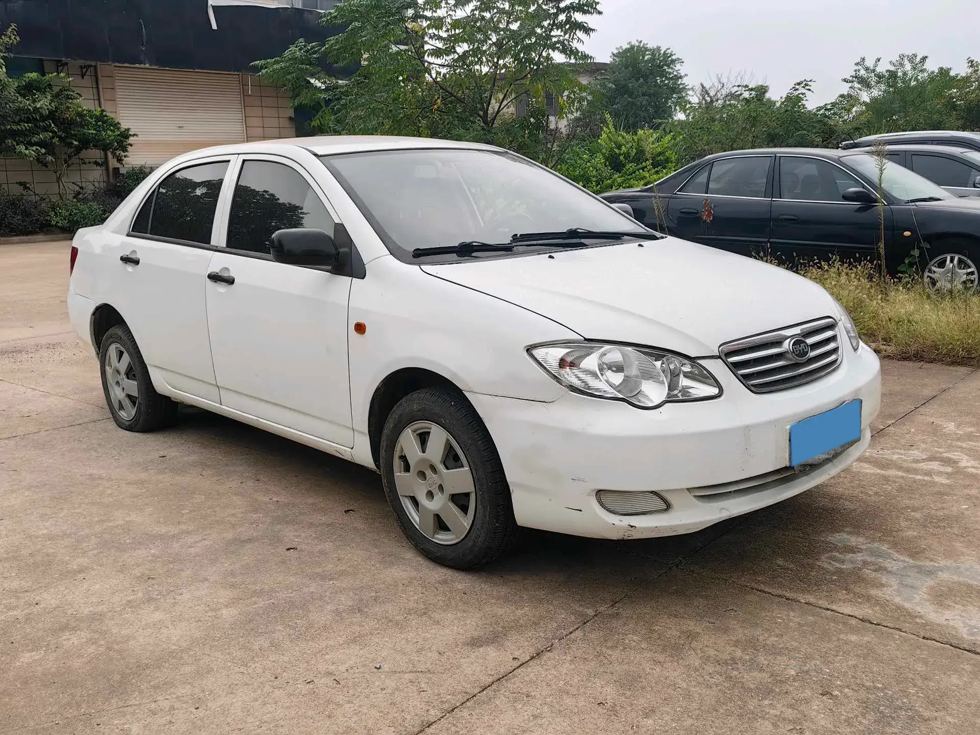 2020 BYD F3 thumbnail 2