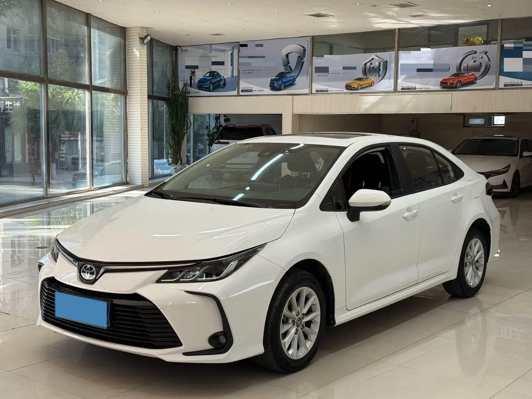 2021 TOYOTA COROLLA view 1