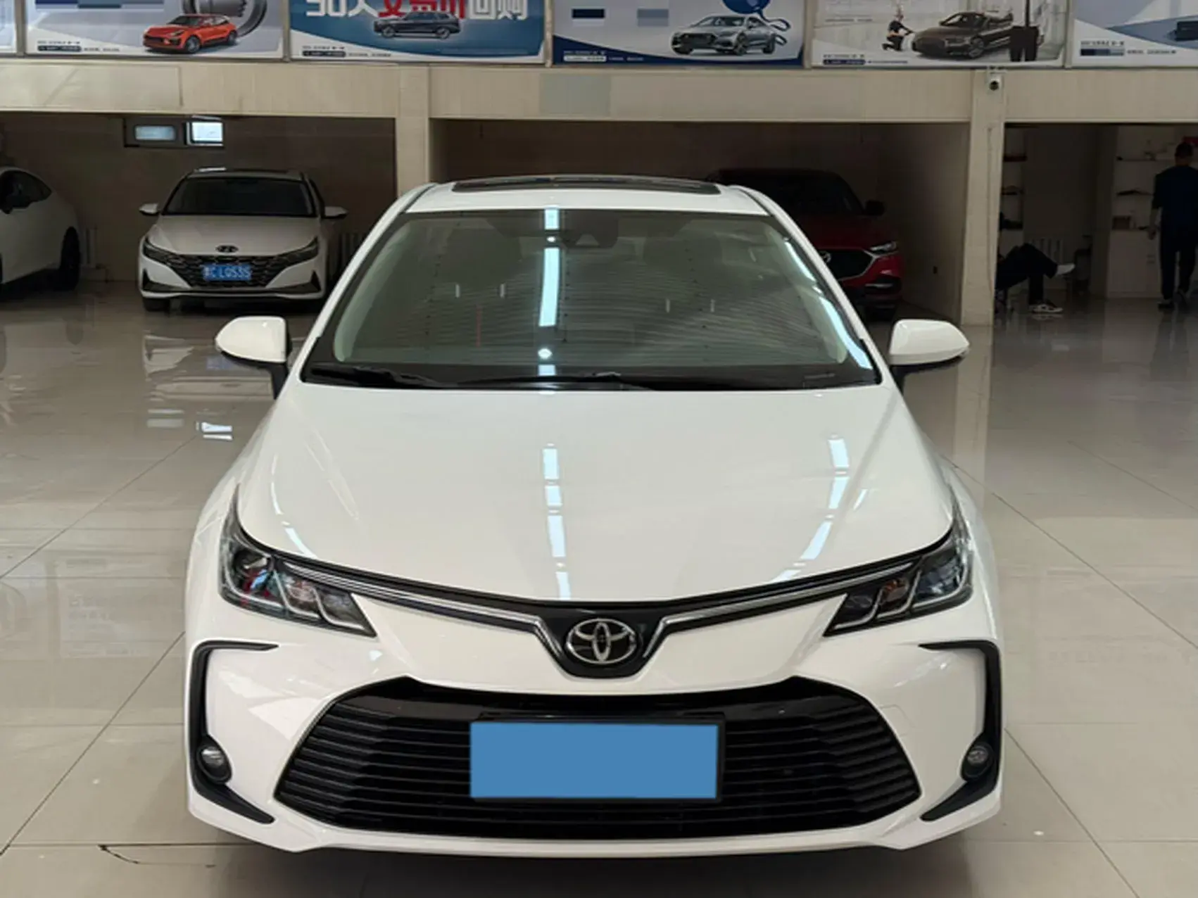 2021 TOYOTA COROLLA thumbnail 2