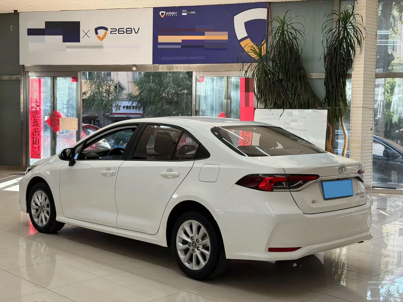 2021 TOYOTA COROLLA thumbnail 4