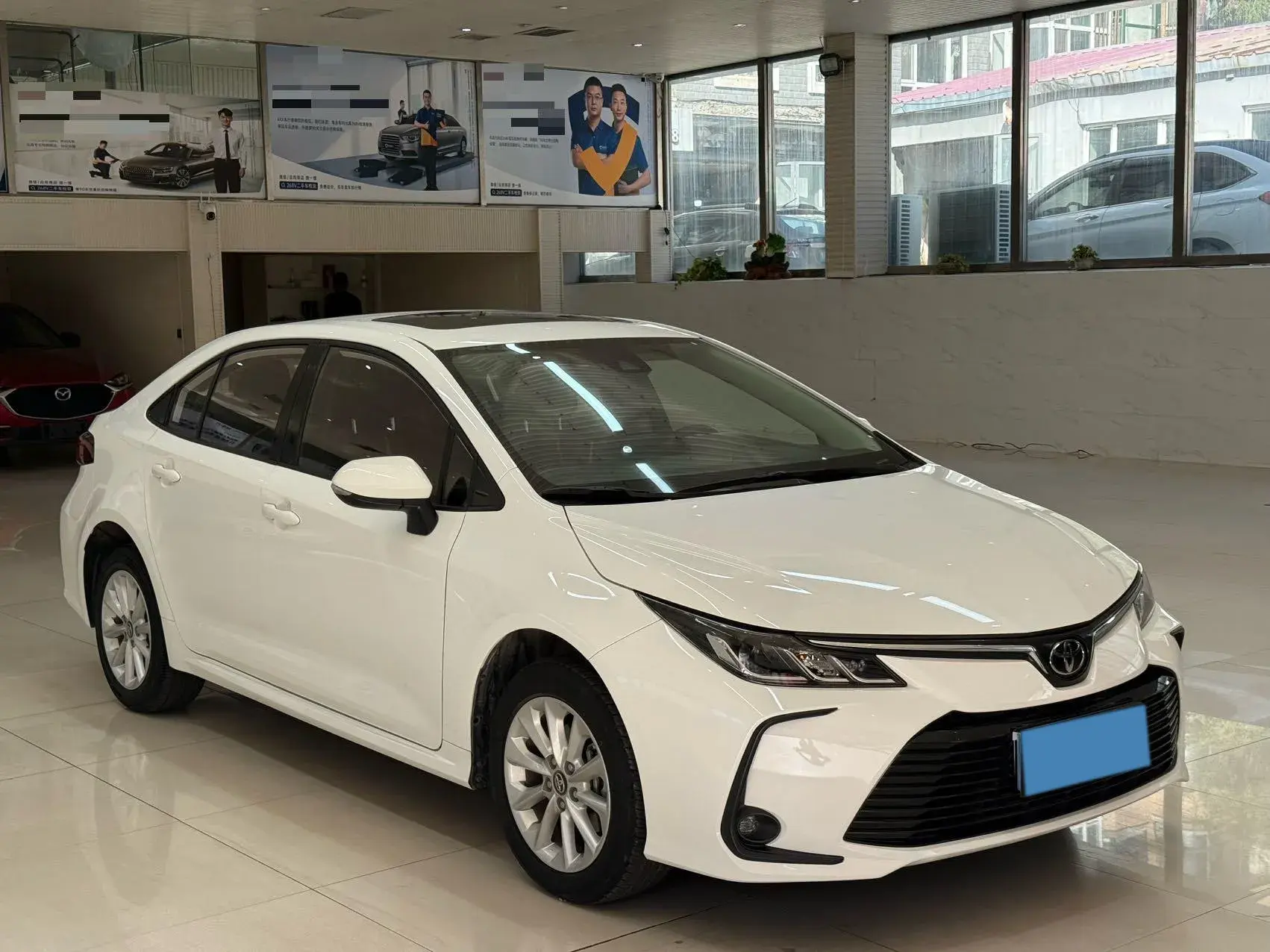 2021 TOYOTA COROLLA thumbnail 3