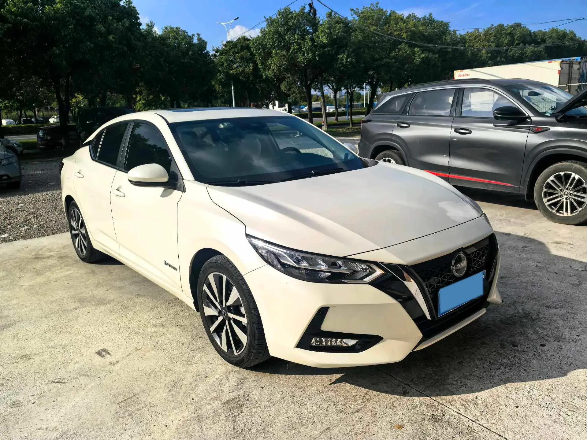 2022 NISSAN SYLPHY thumbnail 3