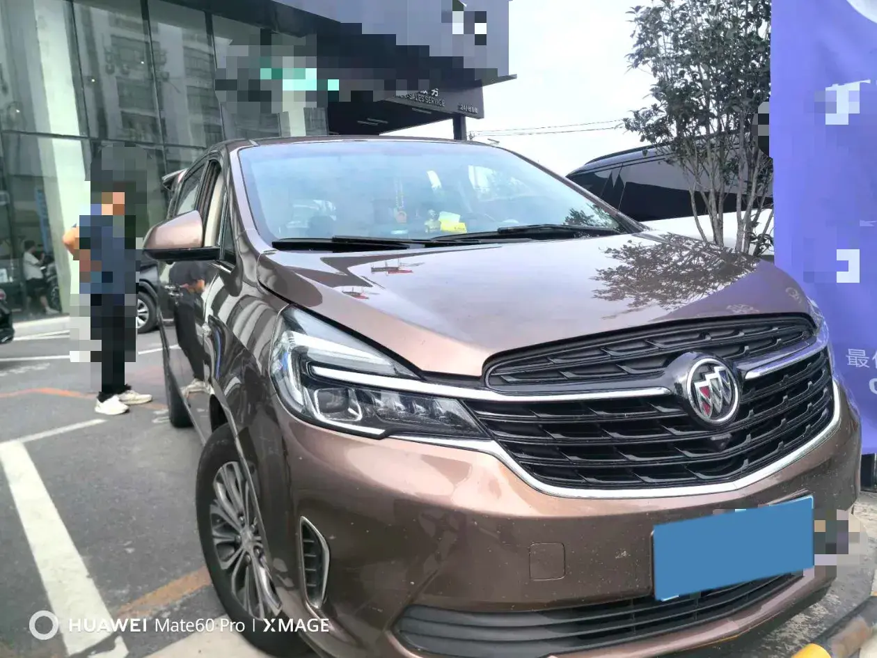 2021 BUICK GL8 thumbnail 3