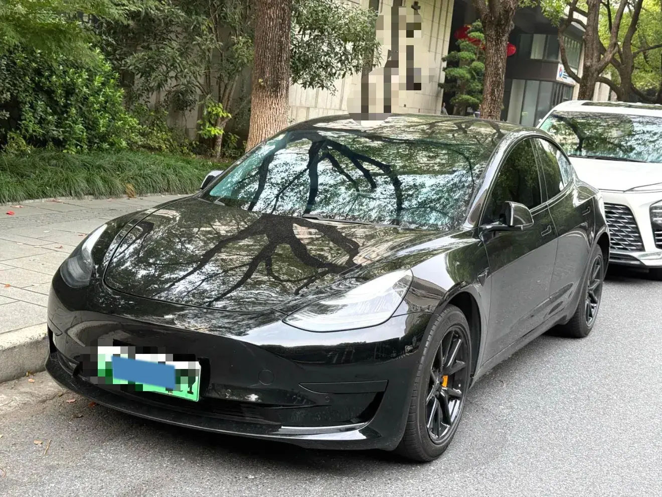 2019 TESLA MODEL view 1