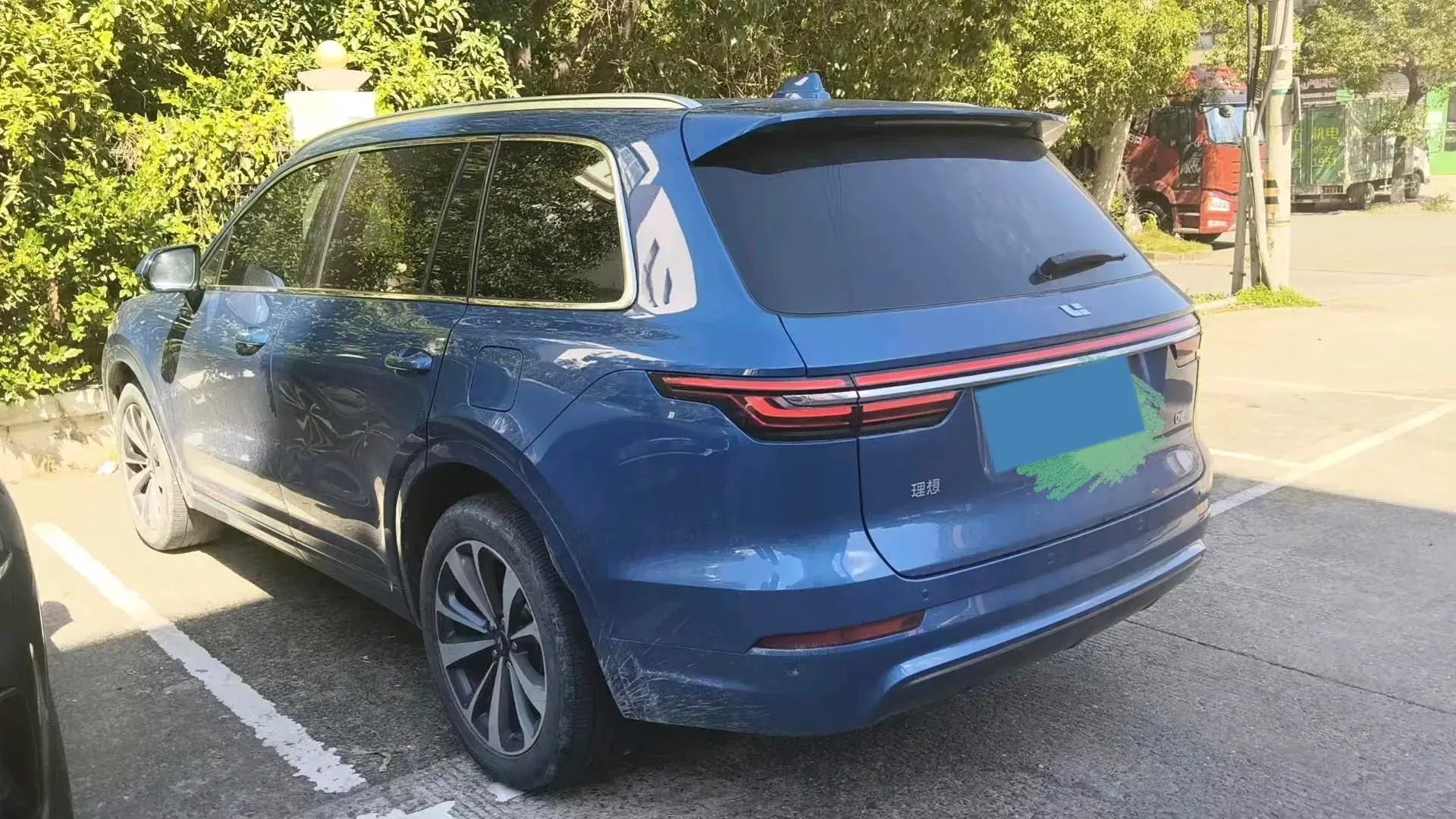 2020 LI ONE thumbnail 4