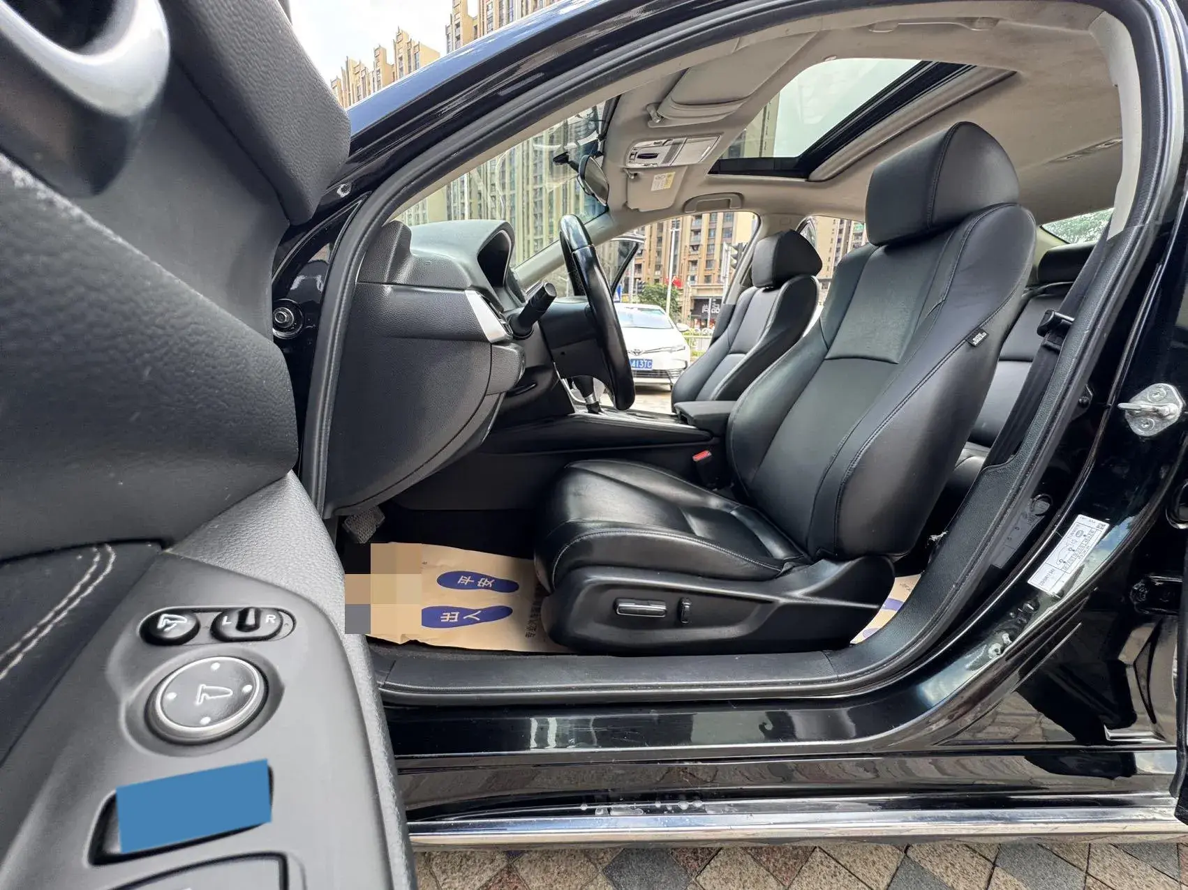 2018 HONDA ACCORD thumbnail 4