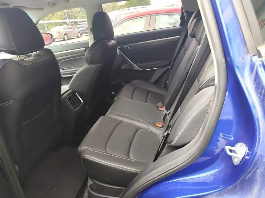 2020 GEELY AZKARRA thumbnail 3