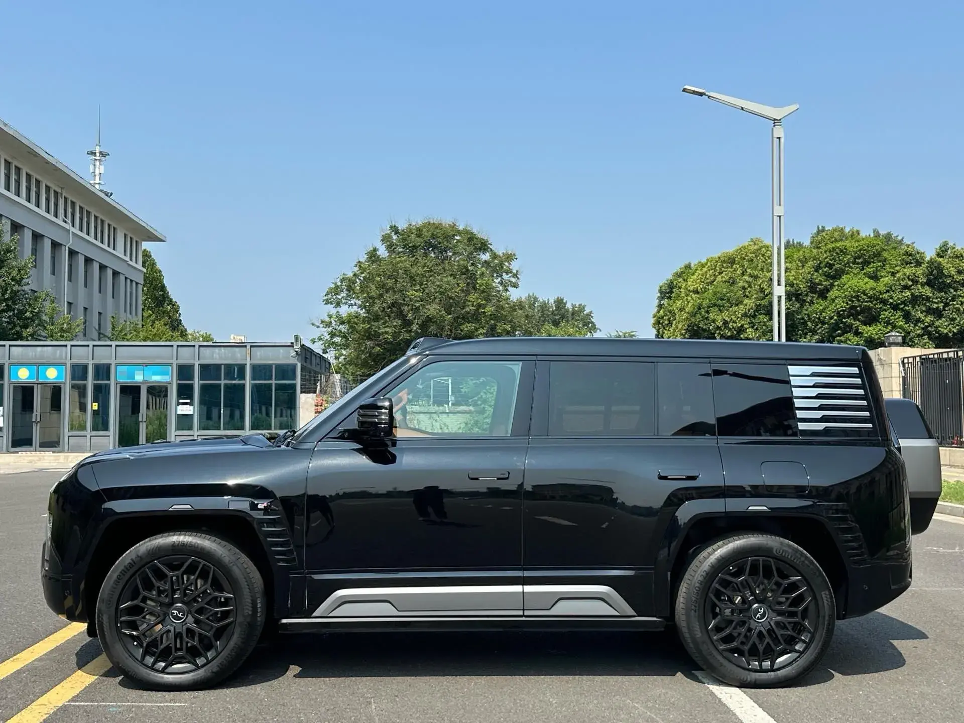 2023 YANGWANG U8 thumbnail 4