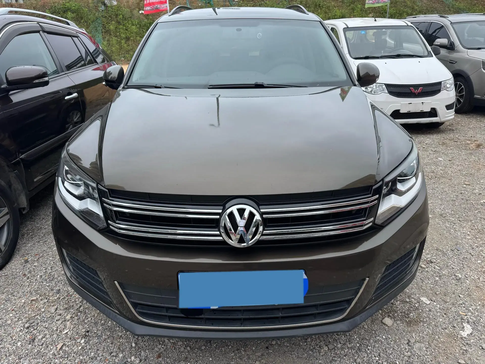 2016 VOLKSWAGEN TIGUAN thumbnail 2