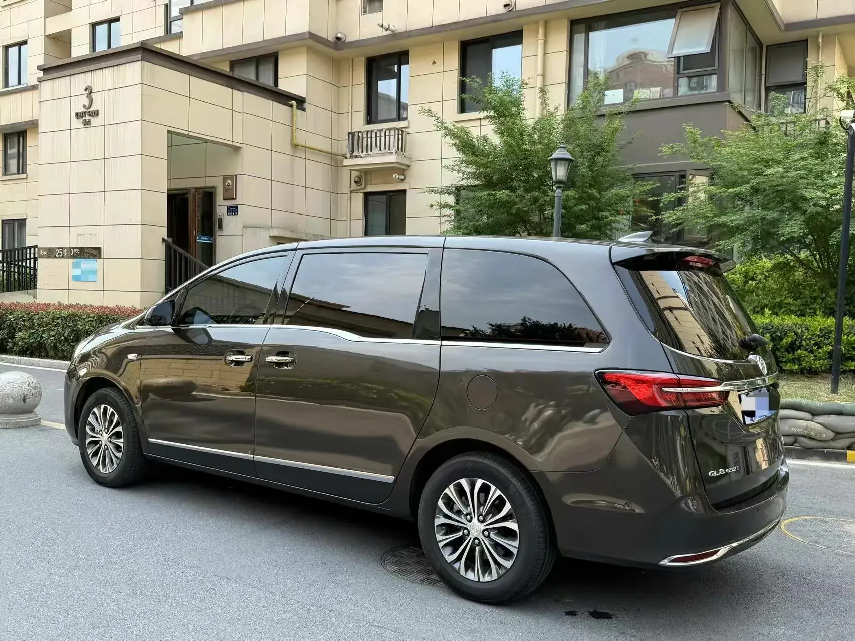 2021 BUICK GL8 thumbnail 4