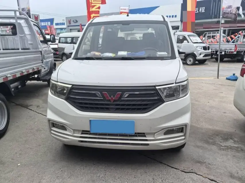 2019 WULING HONGGUANG thumbnail 2
