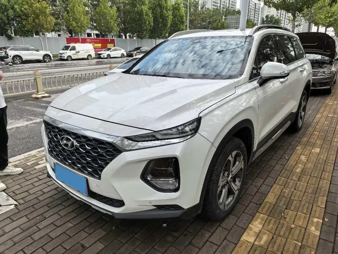 2020 HYUNDAI SANTAFE view 1