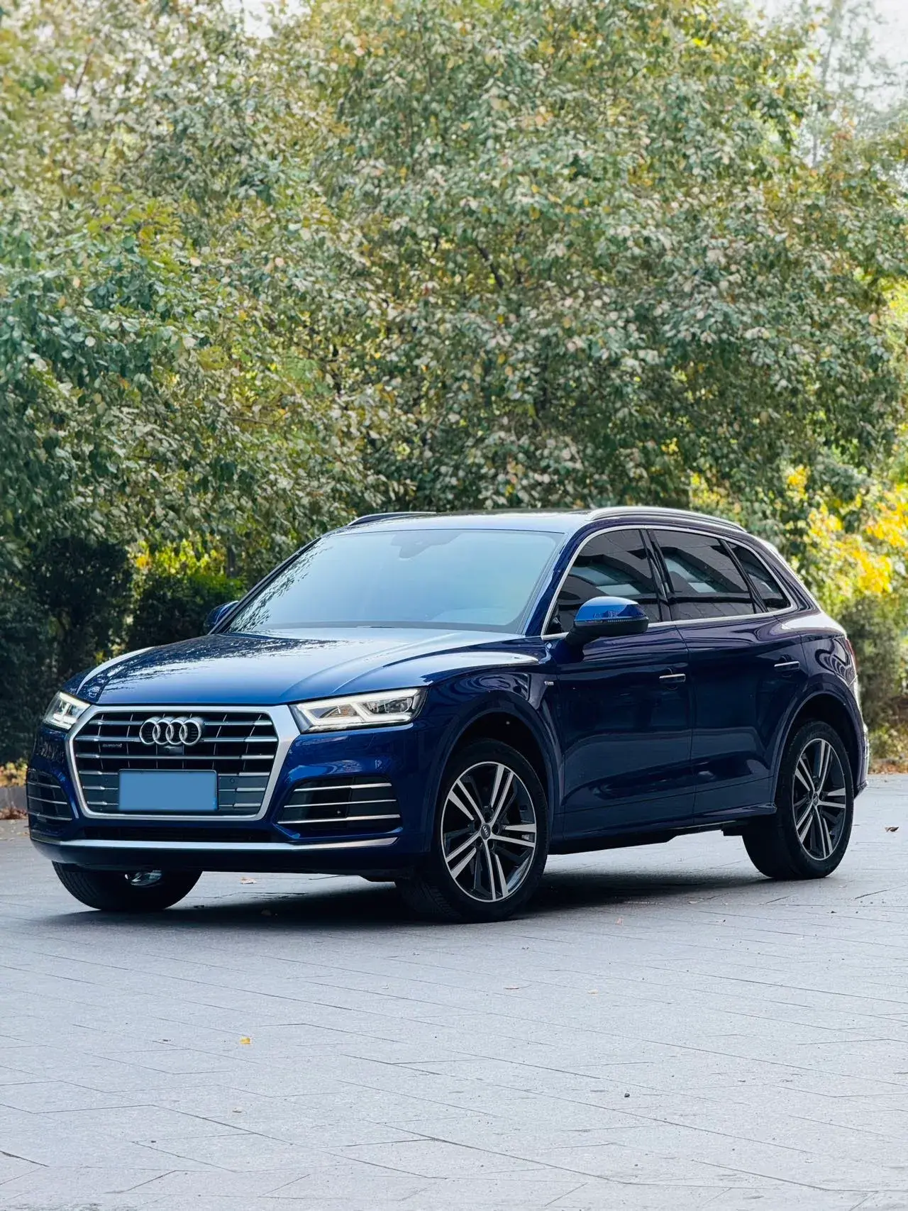 2020 AUDI Q5L view 1