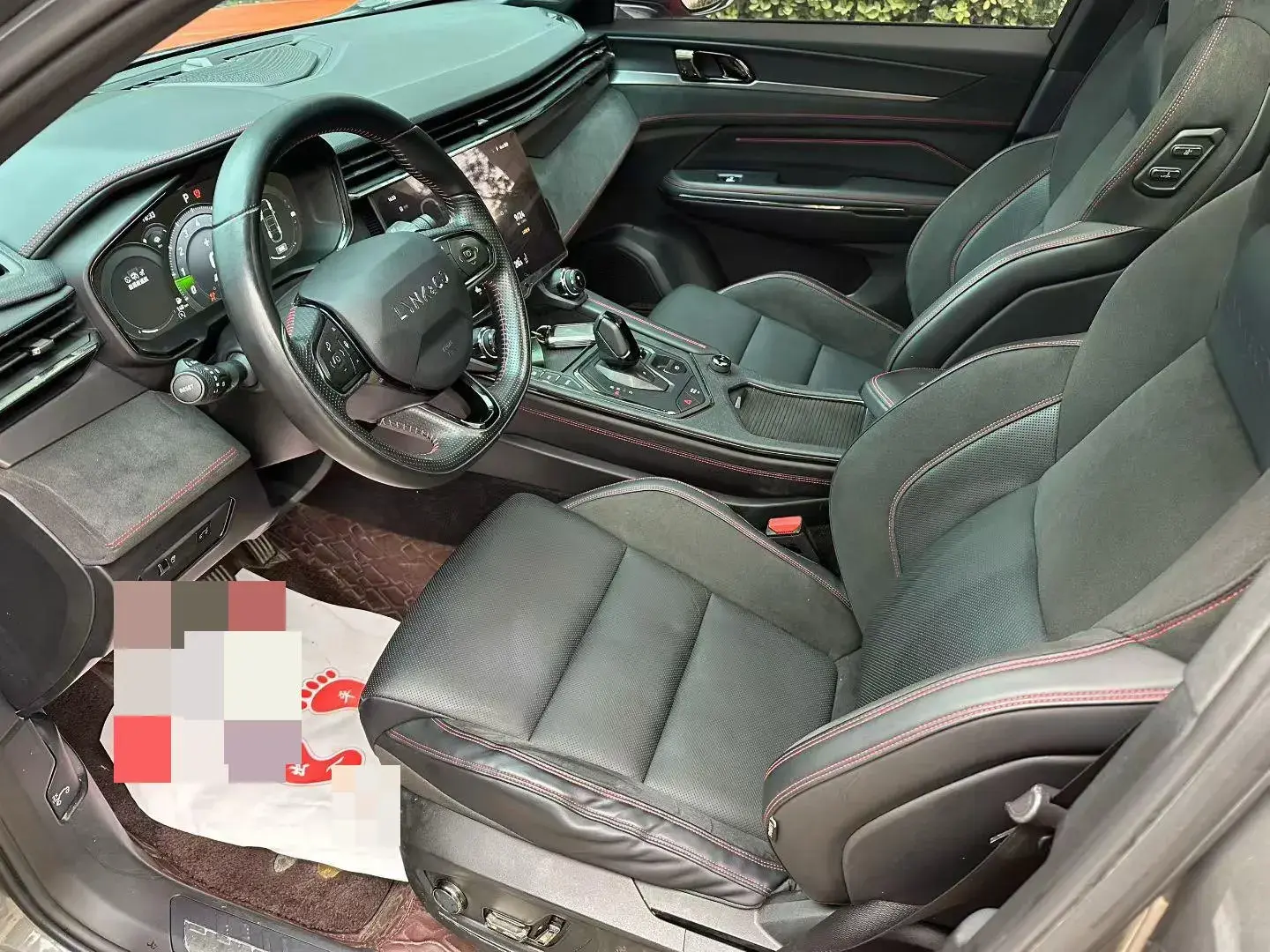 2022 LYNK&CO 05 thumbnail 4