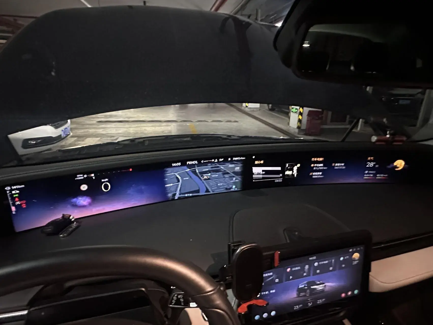 2023 LINCOLN NAUTILUS thumbnail 4