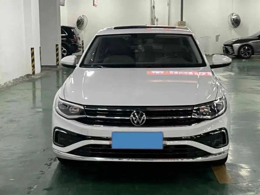 2023 VOLKSWAGEN BORA thumbnail 2