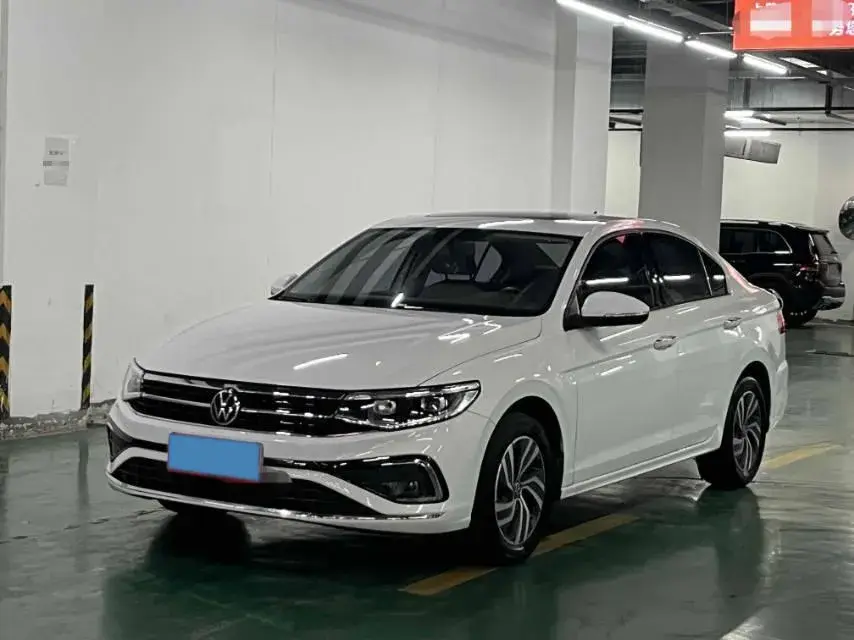 2023 VOLKSWAGEN BORA view 1