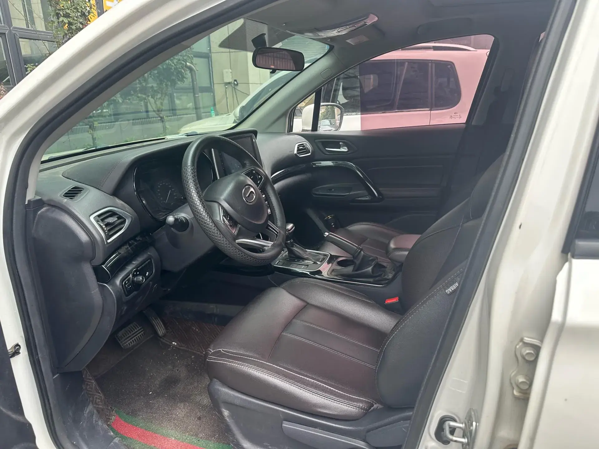 2018 GAC TRUMPCHI thumbnail 4