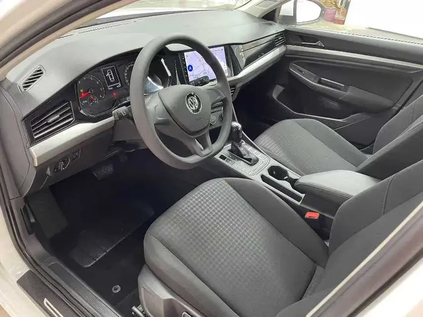 2021 VOLKSWAGEN BORA thumbnail 4