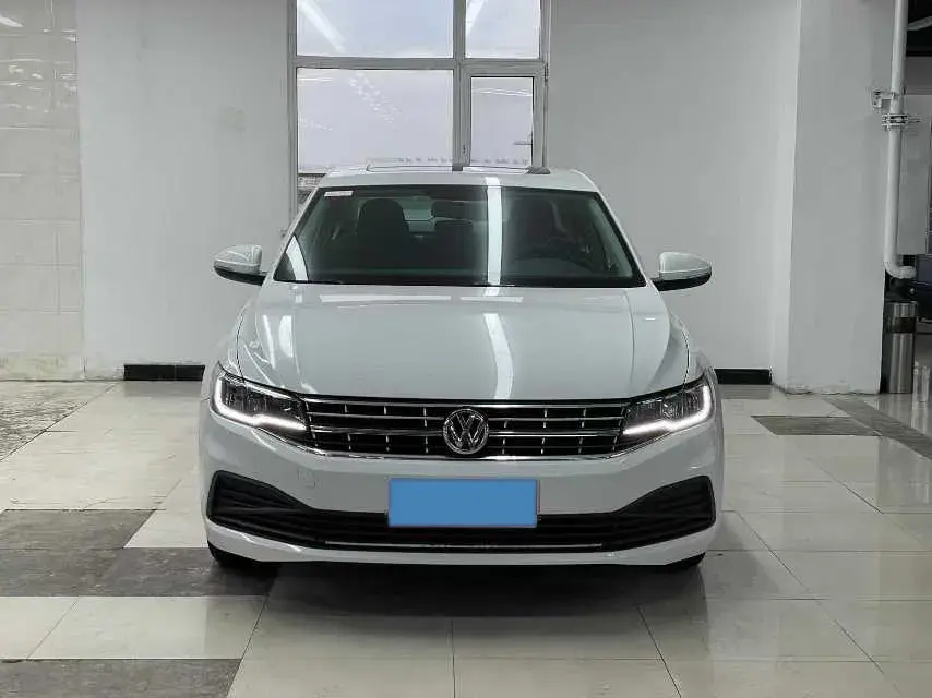 2021 VOLKSWAGEN BORA thumbnail 2