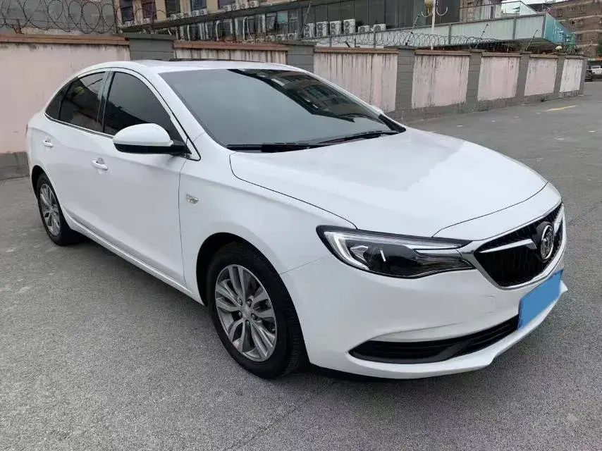 2019 BUICK EXCELLE thumbnail 2