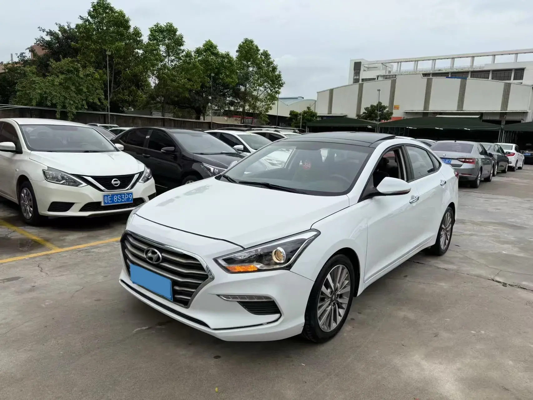 2019 HYUNDAI MISTRA view 1