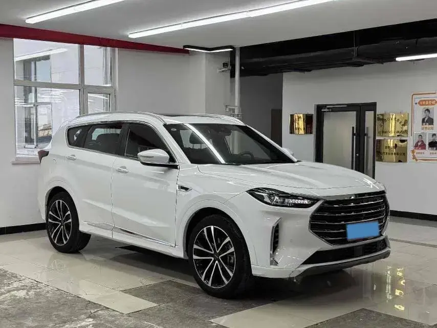 2021 JETOUR X70 thumbnail 3