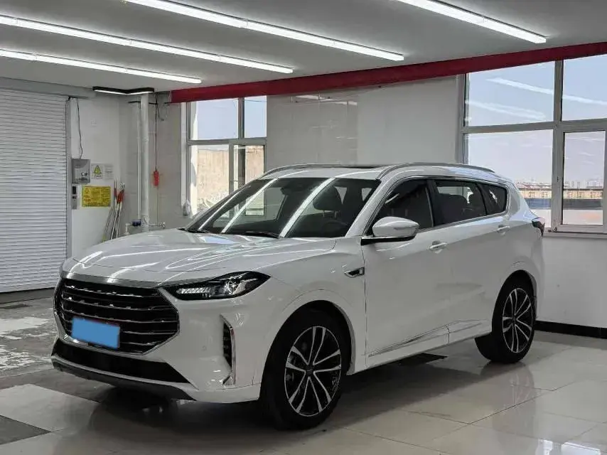 2021 JETOUR X70 view 1