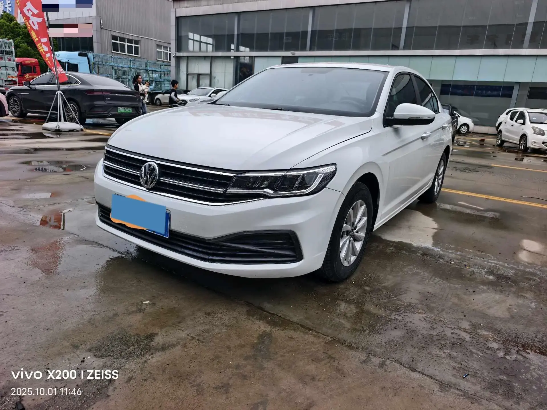 2021 VOLKSWAGEN BORA view 1