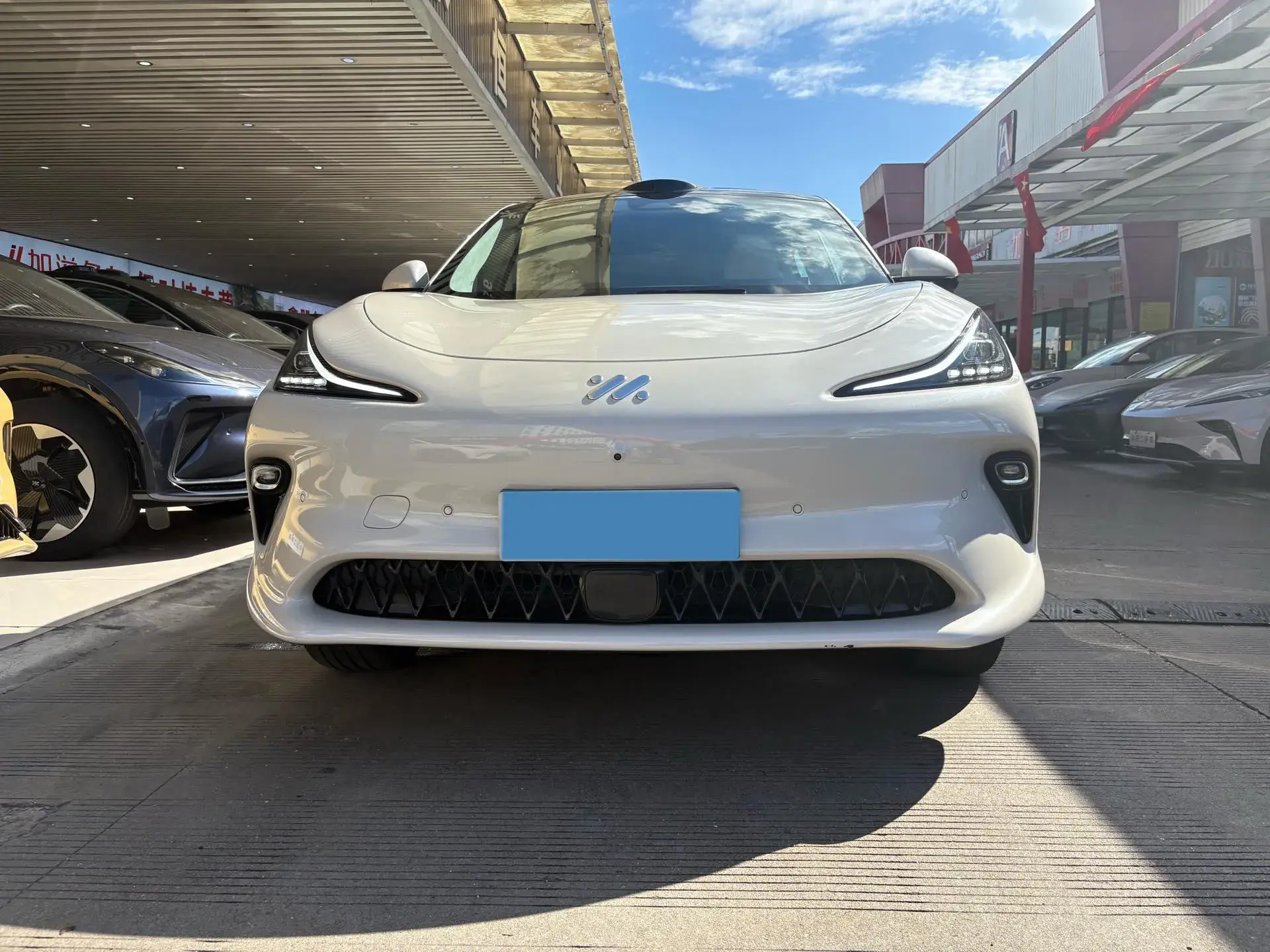 2025 IM LS6 thumbnail 2