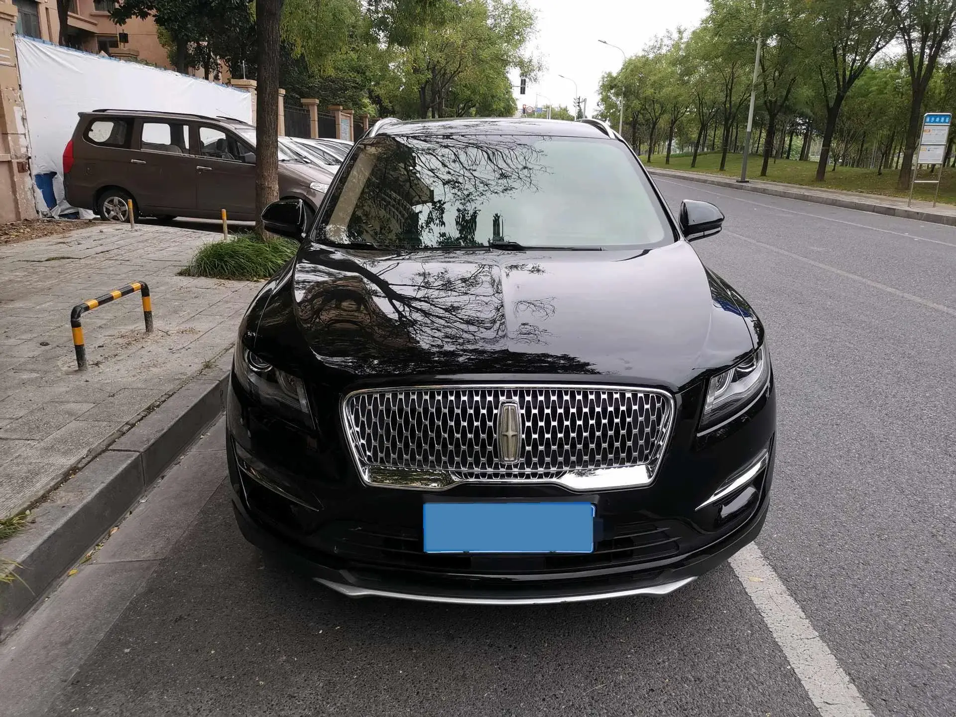 2019 LINCOLN MKC thumbnail 2