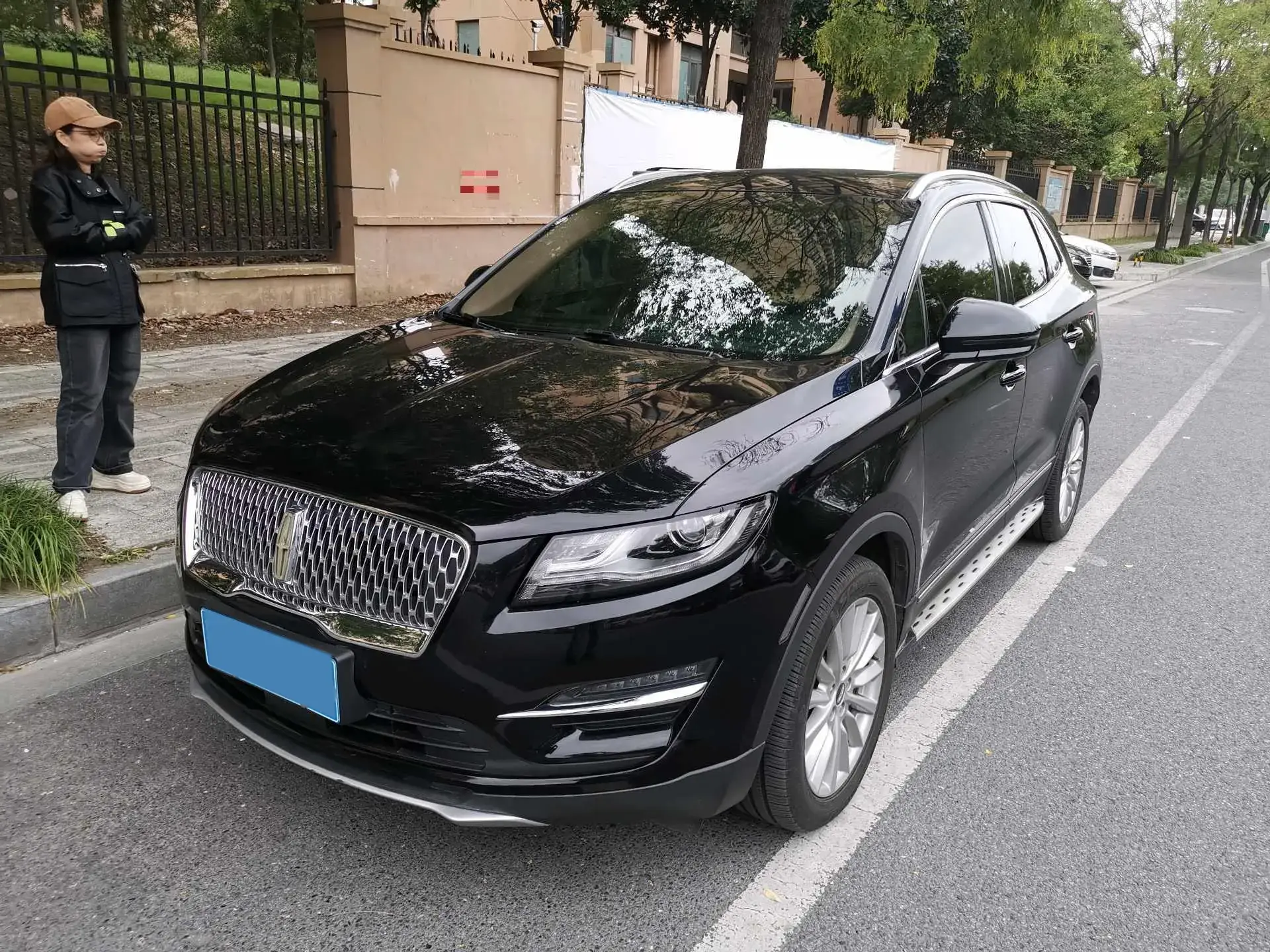 2019 LINCOLN MKC view 1