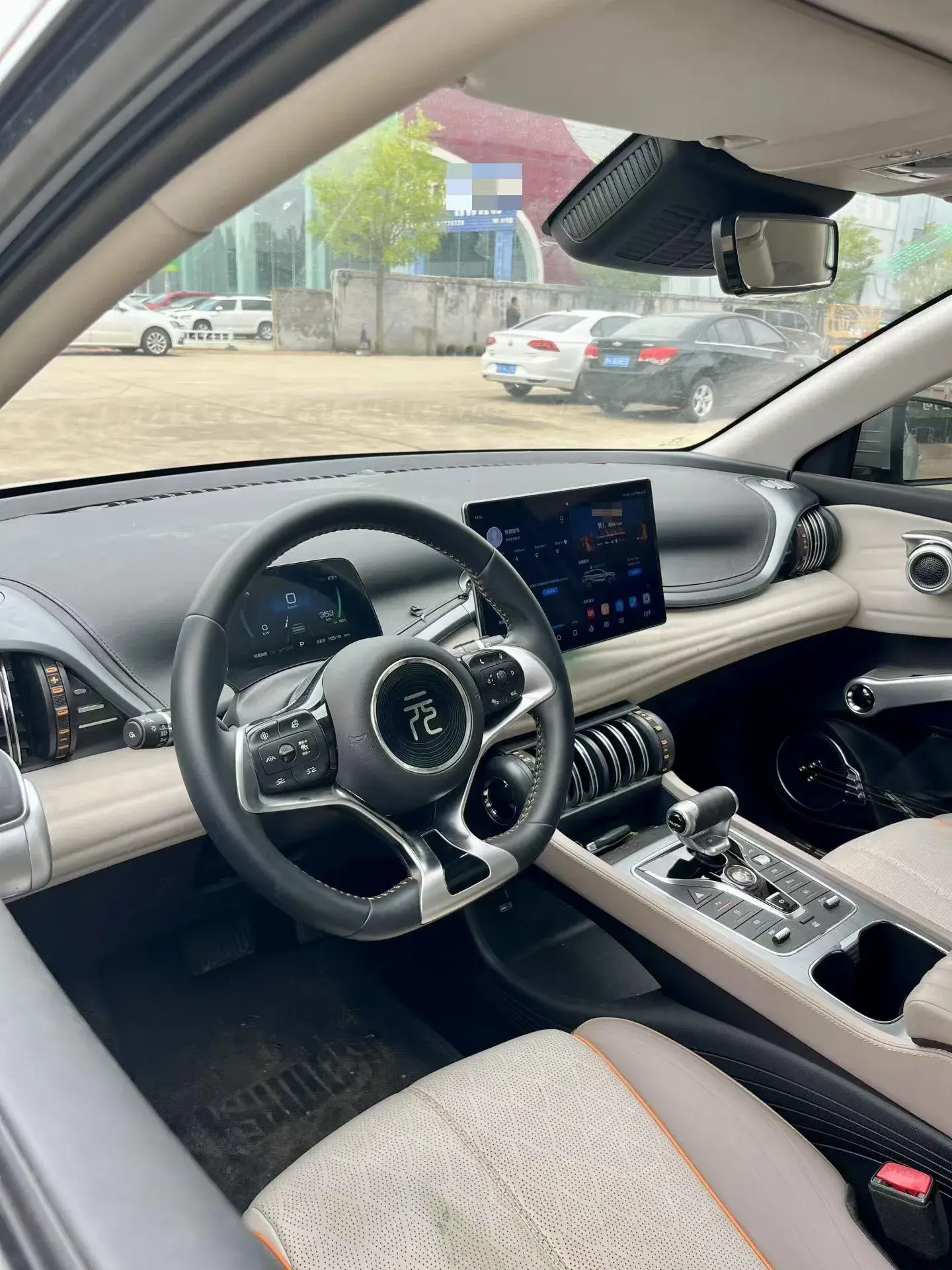 2024 BYD YUANUP thumbnail 4