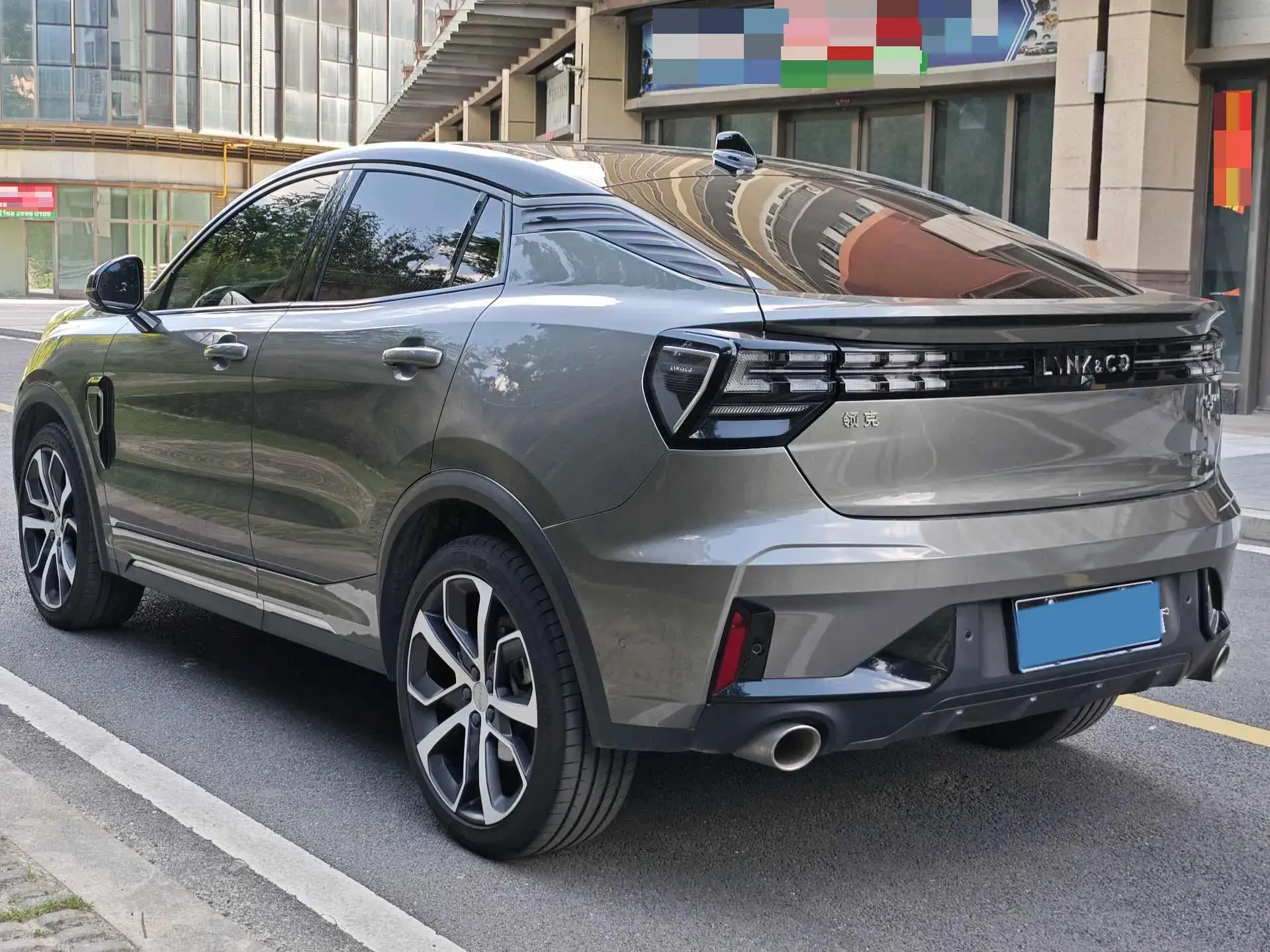 2020 LYNK&CO 05 thumbnail 4