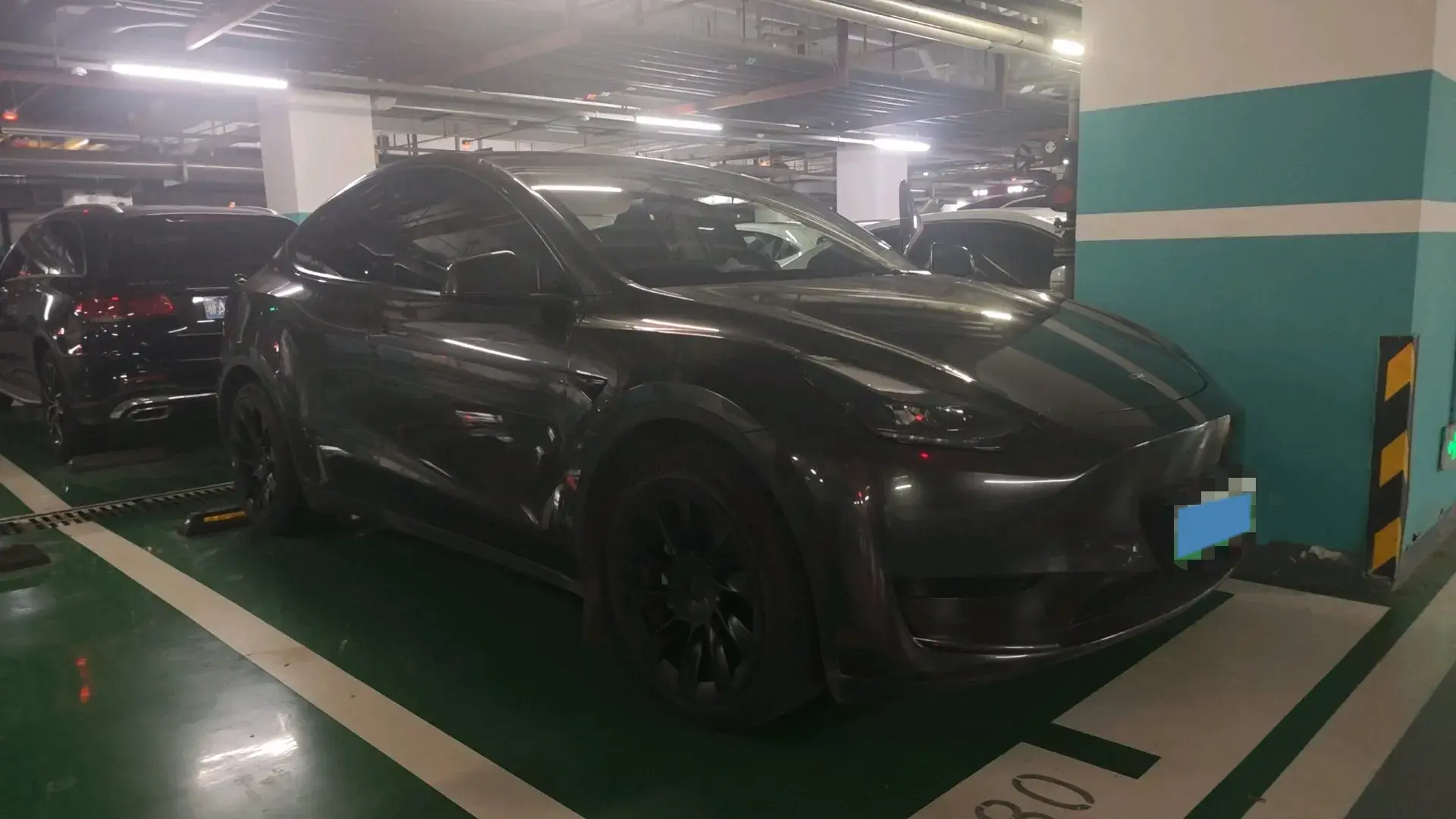 2022 TESLA MODEL thumbnail 3