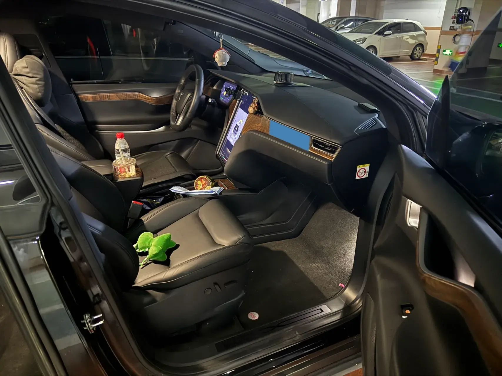 2019 TESLA MODEL thumbnail 4