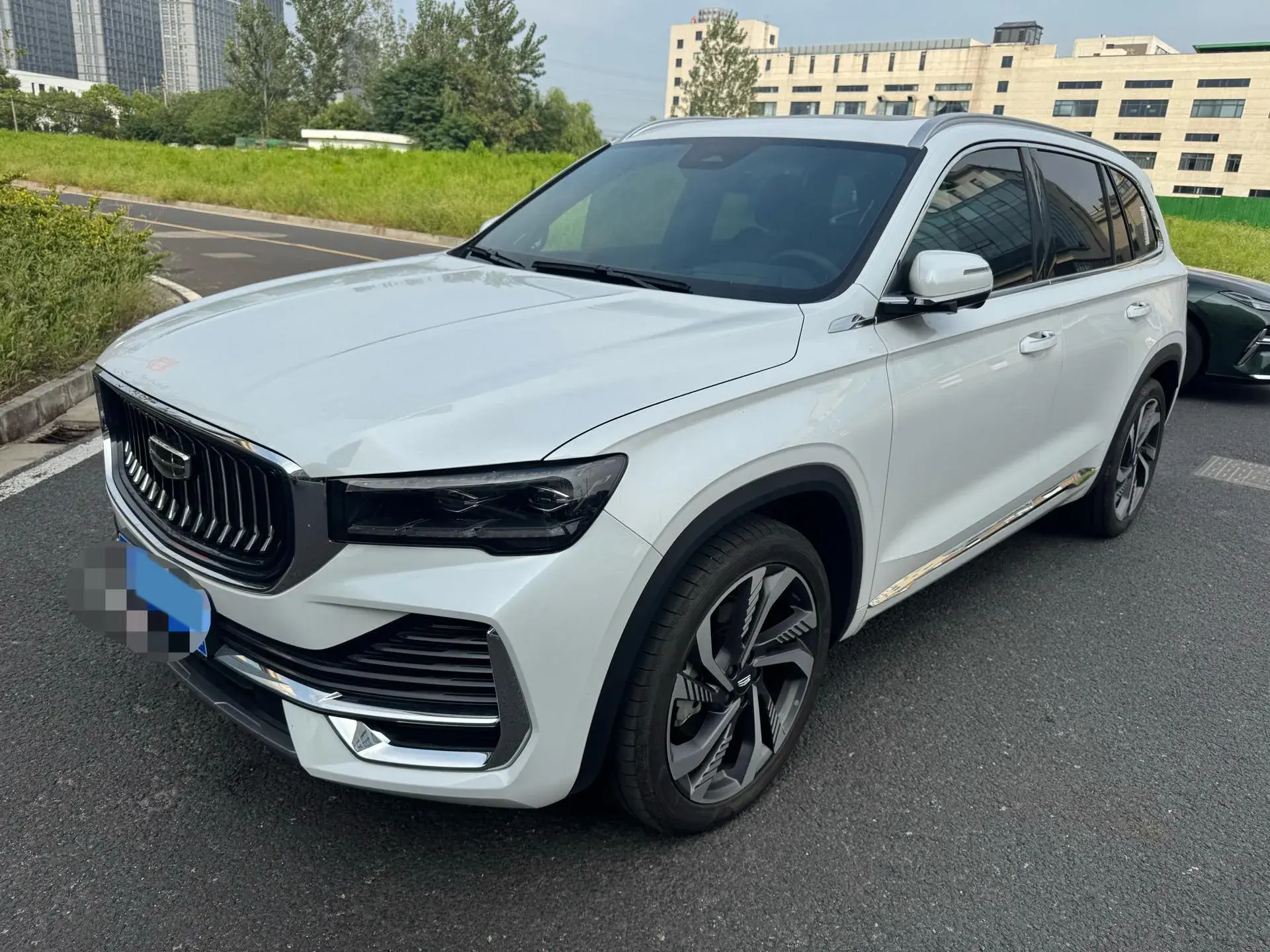 2024 GEELY MONJARO view 1