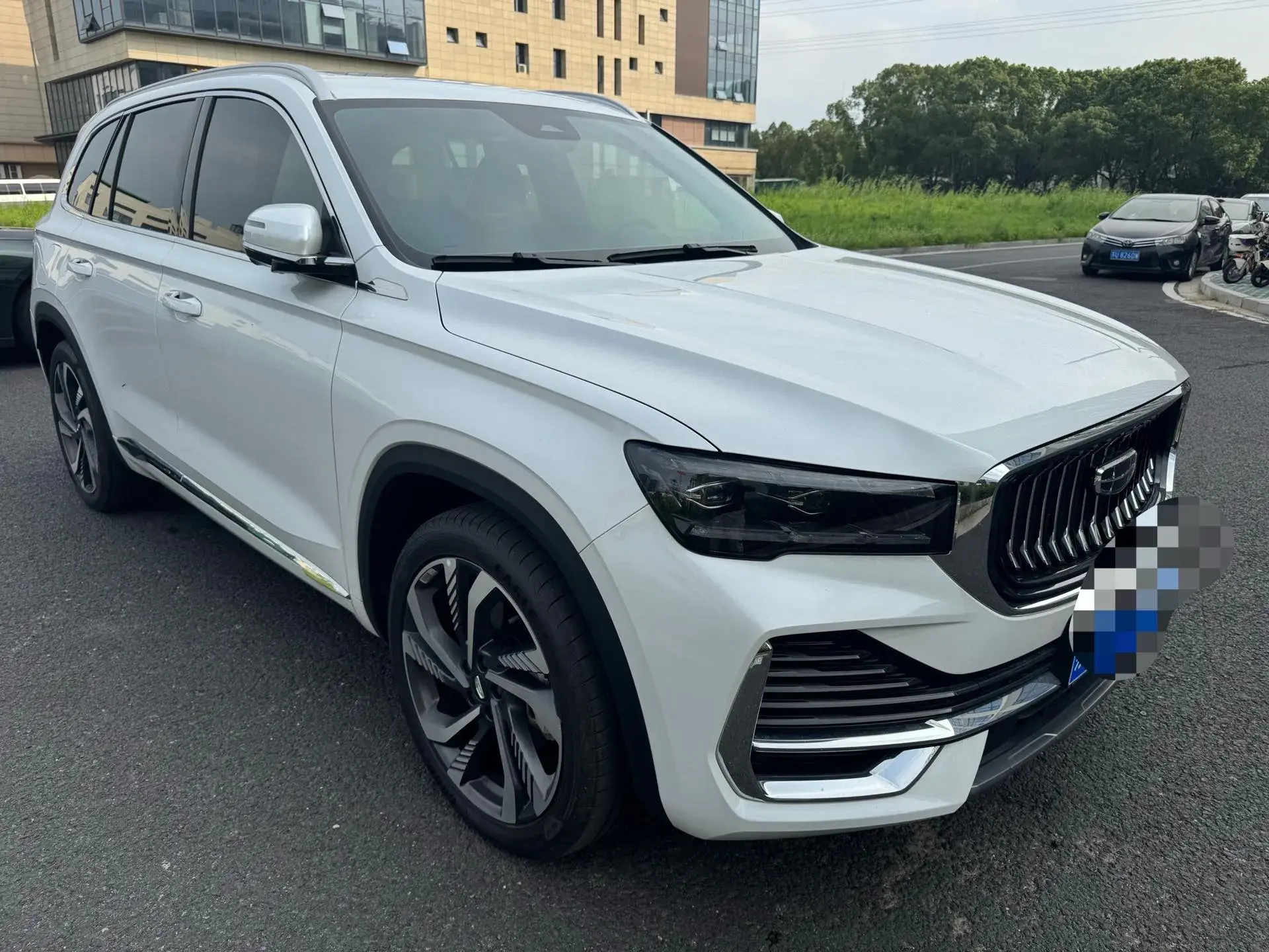 2024 GEELY MONJARO thumbnail 2