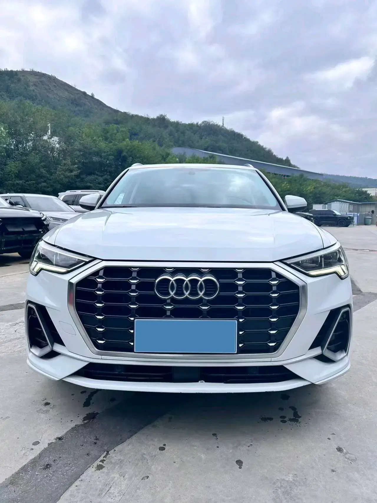 2019 AUDI Q3 thumbnail 2