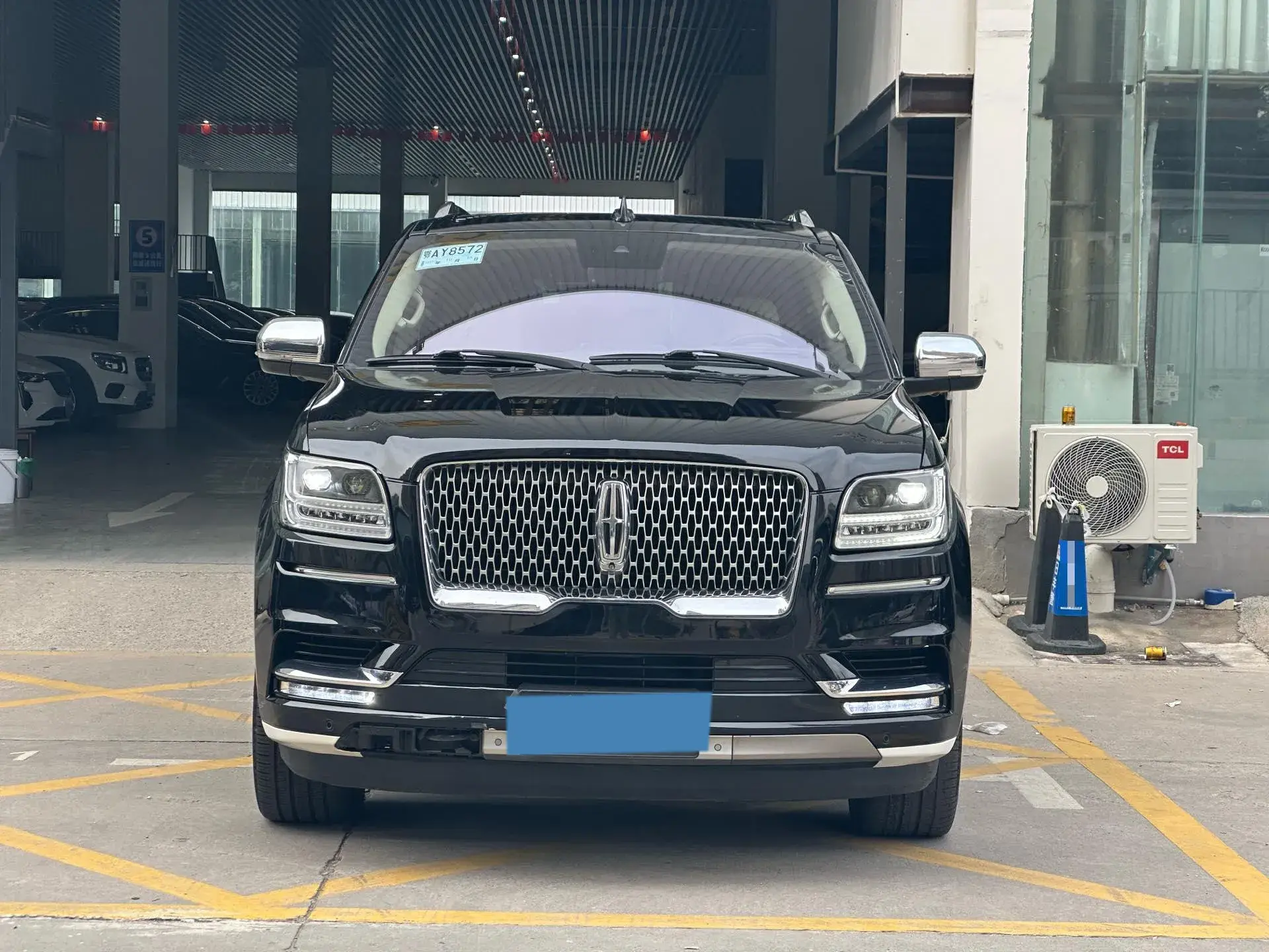 2018 LINCOLN NAVIGATOR thumbnail 2