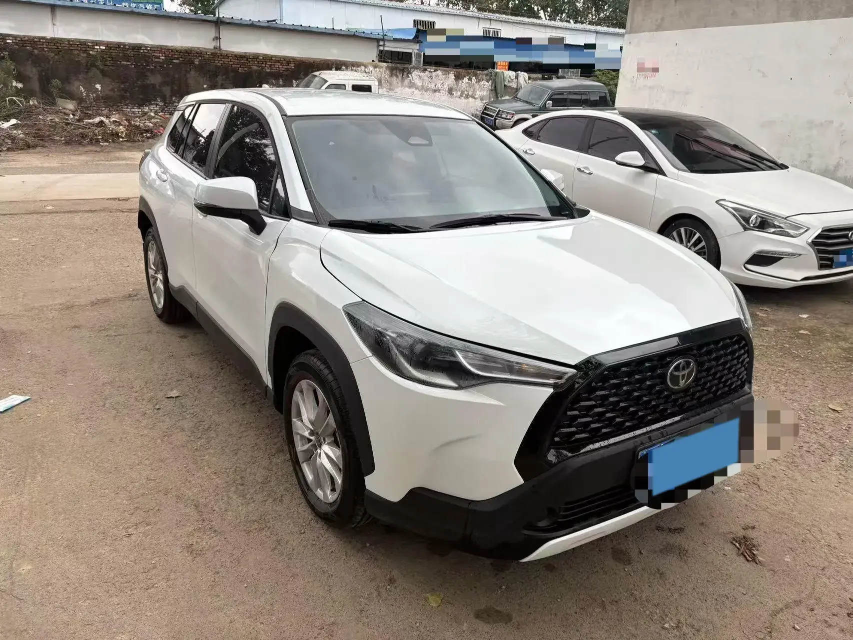 2023 TOYOTA COROLLA thumbnail 2