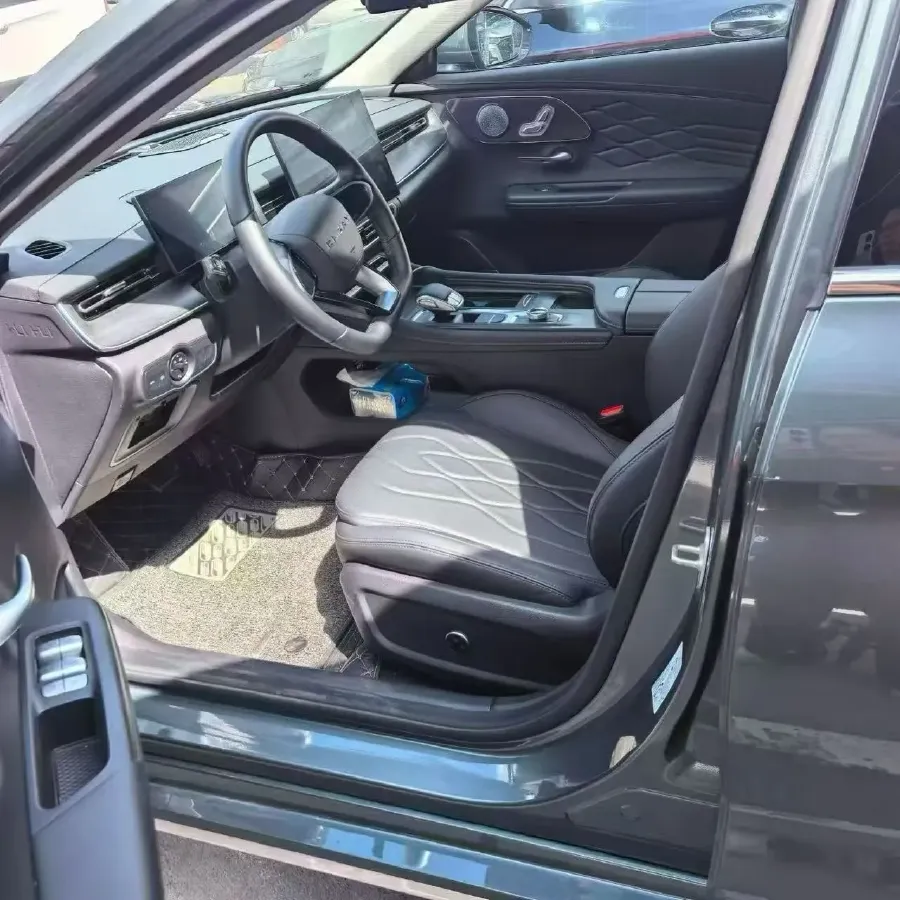 2025 Chery Arrizo 8 Pro 1.6T 197HP L4 7DCT,autocango,china used car exporter,china ev exporter,chinese used car exporter,chinese used ev exporter