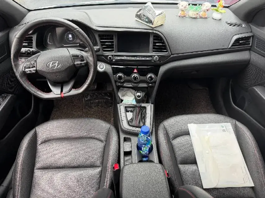 2019 HYUNDAI ELANTRA thumbnail 3