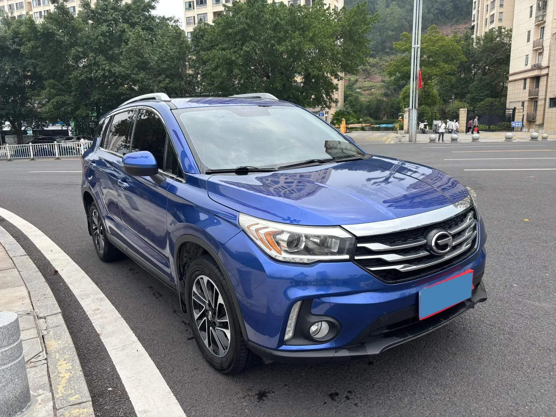 2017 GAC TRUMPCHI thumbnail 3