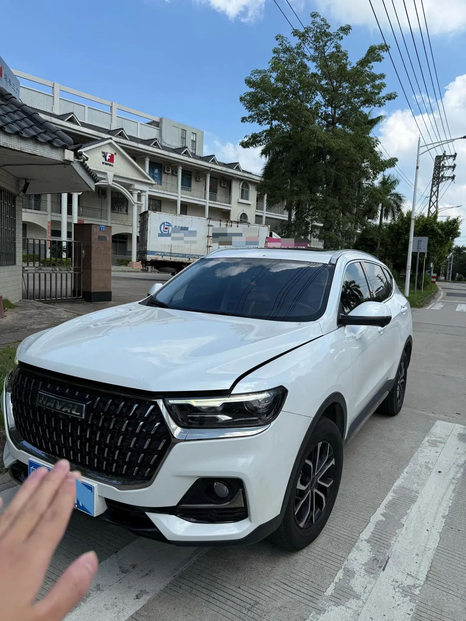 2023 HAVAL H6 view 1