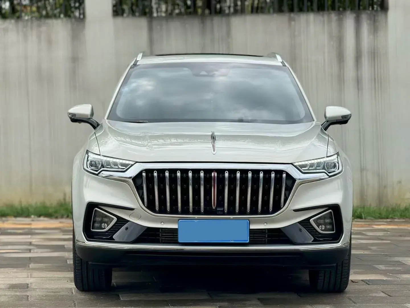 2022 HONGQI HS5 thumbnail 2