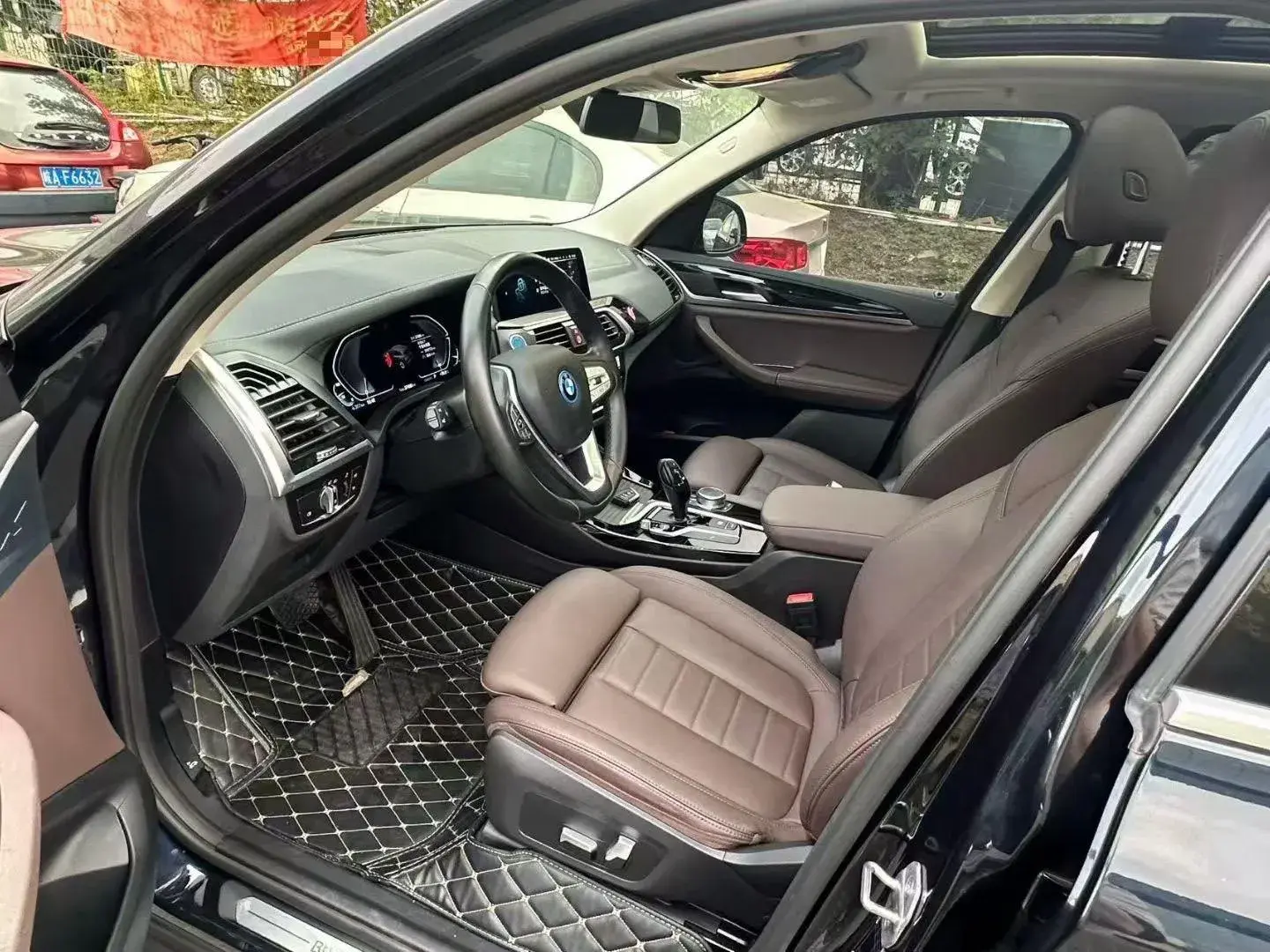 2022 BMW IX3 thumbnail 4